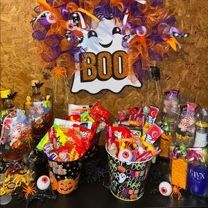 Custom GiftBaskets/Wreaths